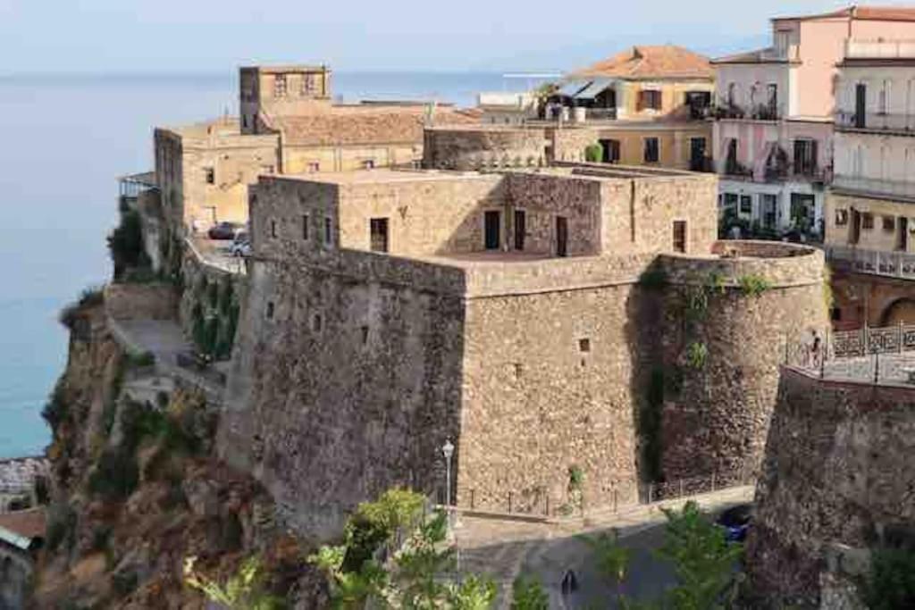 La Scaletta Sul Mare Di Pizzo Wifi E Disney+ Екстериор снимка